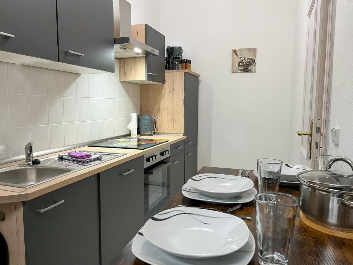 Appartement Neu: Wohnperle*feder